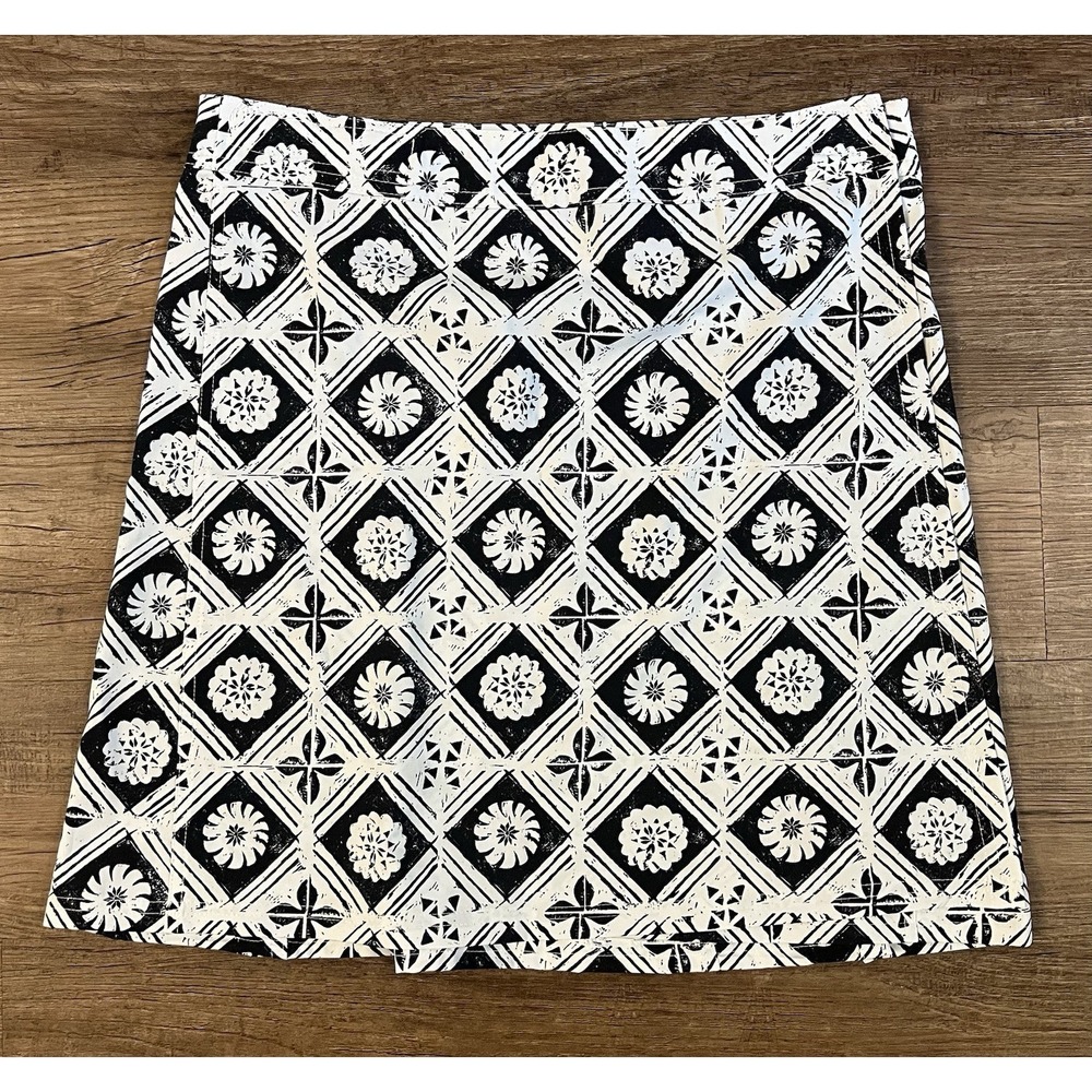 Ripskirt Hawaii Fijian Tapa White and Black Wrap Skirt Adjustable Pocket M H29